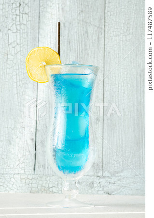 Blue lagoon cocktail 117487589