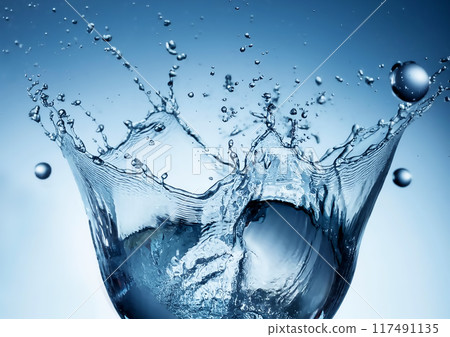 藍色的波浪和飛濺 117491135