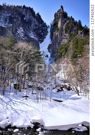 Frozen Ginga Falls in winter 117492622