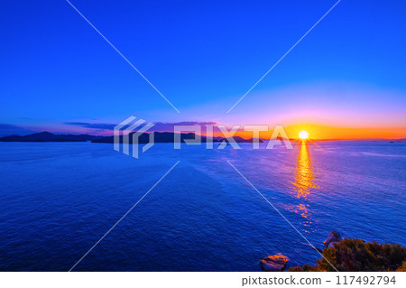在瀨戶內海的日落 在瀨戶內海的日落 117492794
