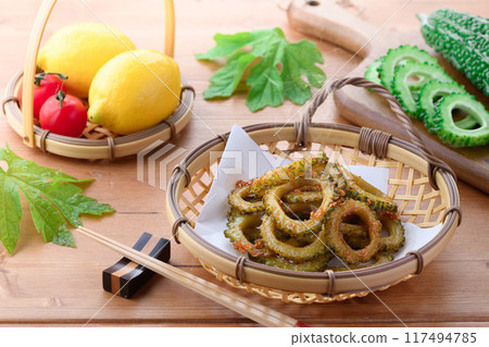 推薦給夏天沒胃口的時候吃!炒苦瓜 推薦給夏天沒胃口的時候吃!炒苦瓜 117494785