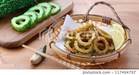 推薦給夏天沒胃口的時候吃!炒苦瓜 推薦給夏天沒胃口的時候吃!炒苦瓜 117494797