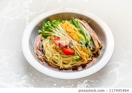 Summer noodle dish, chilled Chinese noodles 117495464