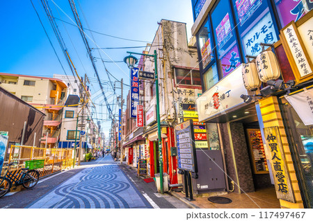 日本橫濱城市景觀－櫻木町站－從新南口直接出來，可以俯瞰野毛小路和野毛橫町。 117497467