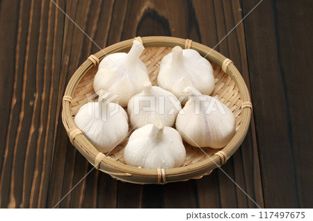 Fresh garlic 117497675