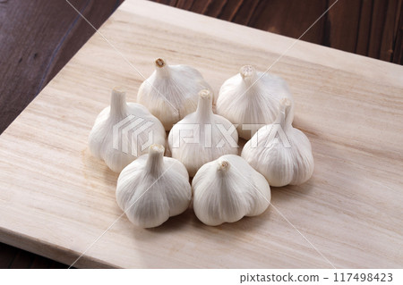 新鮮大蒜 117498423