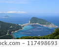 The fish farms and lush mountains that adorn the sea of Kashiwajima 117498693