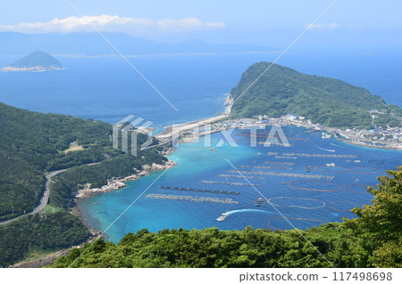 Fishing in Kashiwajima coexists with magnificent nature Fishing in Kashiwajima coexists with magnificent nature 117498698