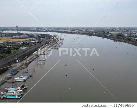 Aerial view of the Suminoe Bridge area from above the Rokkaku River in Saga Prefecture 117499690
