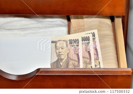 胸部儲蓄/hesokuri 圖像 胸部儲蓄/hesokuri 圖像 117500332