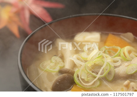 童治魯 童治魯 秋葉 117501797