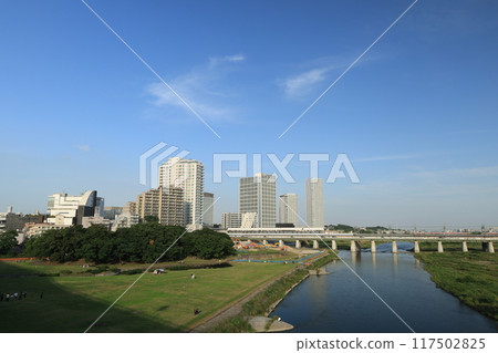 從多摩川河床看到的二子玉川車站週邊的風景 117502825
