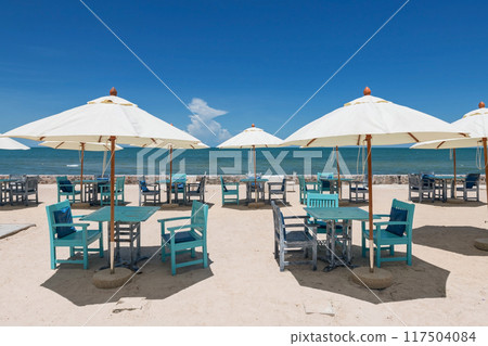 Seaside restaurant at beautiful tropical beach, Hua Hin, Thailand Seaside restaurant at beautiful tropical beach, Hua Hin, Thailand 117504084