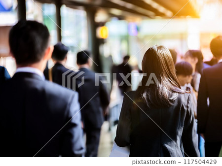 Business people commuting to work Business people commuting to work 117504429