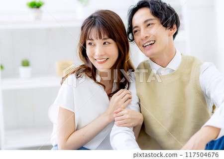 男性女性情侶情侶形象 117504676