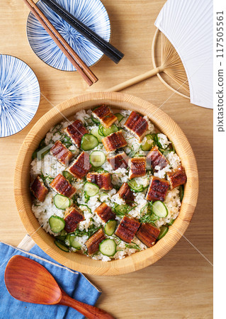 Sushi of salmon 117505561