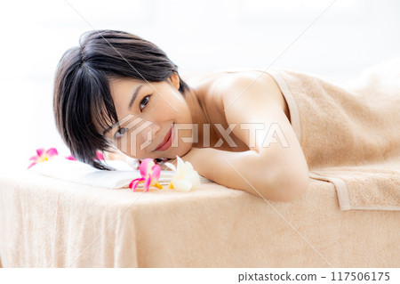 Young Women, Beauty, Beauty, Body Care 117506175