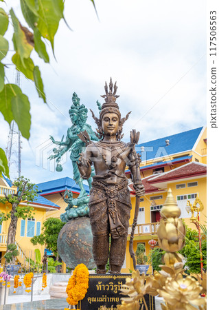 The Guardian Deities of Four Parts of Earth in Wat Intharawihan Temple, focus selective The Guardian Deities of Four Parts of Earth in Wat Intharawihan Temple, focus selective 117506563