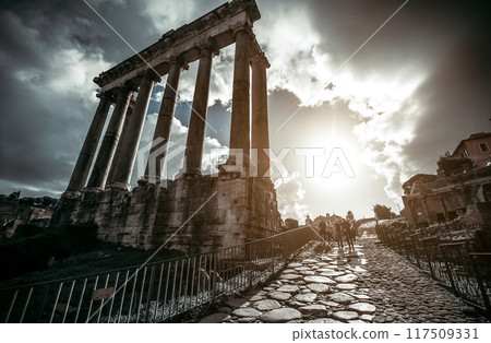 roman forum roman forum 117509331