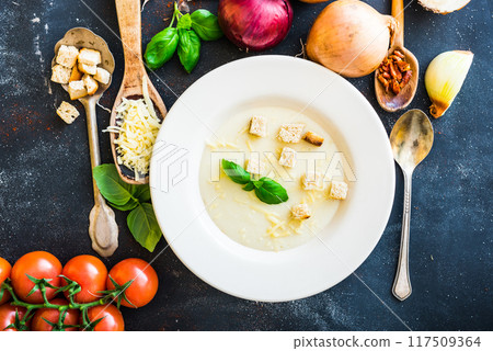 onion soup onion soup 117509364