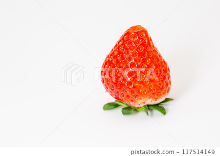Strawberry  117514149