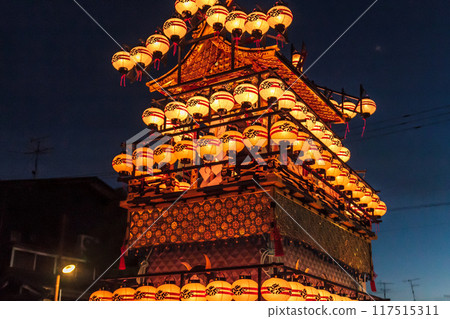 Autumn Takayama Festival Yoi Matsuri Hida Takayama 117515311