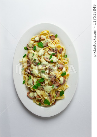 fettuccine with champignons, basil, in cream sauce, homemade, no people, fettuccine with champignons, basil, in cream sauce, homemade, no people, 117515849