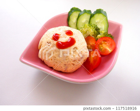 Delicious round omelet rice Delicious round omelet rice 117518916