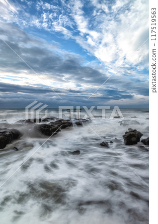 Oarai Isosaki Shrine: The raging torii gate of Kamiiso 117519563