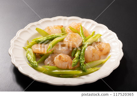 Chinese stir-fried shrimp and asparagus Chinese stir-fried shrimp and asparagus 117520365
