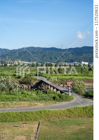 夏天在日本 117520631