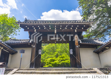 夏天的京都岩倉、實相院、秋葉和三門 夏天的京都岩倉、實相院、秋葉和三門 117521313