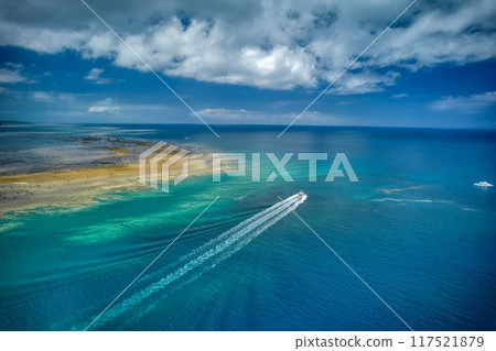 八重山群島 與那良水道 西表島 小濱島 空拍 八重山群島 與那良水道 西表島 小濱島 空拍 117521879