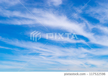 White clouds flowing in the blue sky b-1 White clouds flowing in the blue sky b-1 117522596