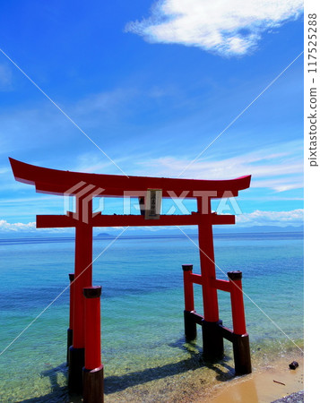 Itsukushima Shrine on Suo-Oshima Island (Suo-Oshima Town, Yamaguchi Prefecture) 117525288
