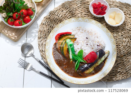 使用雜糧米的夏季蔬菜咖哩 117528069