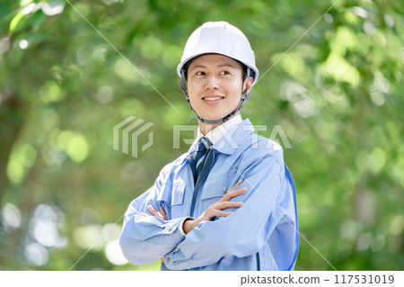 Men at work 117531019