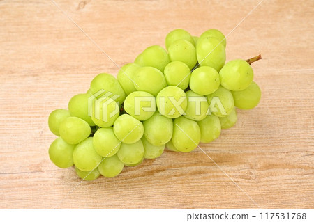 Shine Muscat, seedless grapes, grapes, fruit, grape. 117531768