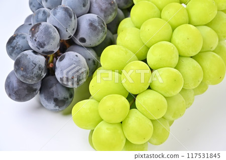 閃耀玫瑰香和無核巨峰葡萄、葡萄、水果、水果、葡萄。 閃耀玫瑰香和無核巨峰葡萄、葡萄、水果、水果、葡萄。 117531845