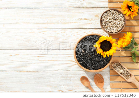 Sunflower seeds, concept of harvest, tasty snack 117532340