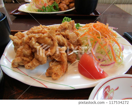 大分縣別府市，雞肉天婦羅的發源地，中華料理店東洋軒的發源地。 117534272