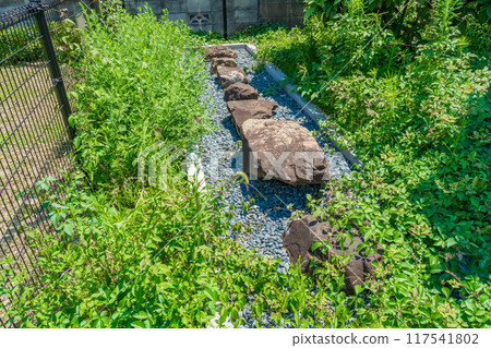 京都府向日市長岡京遺址的基石 117541802