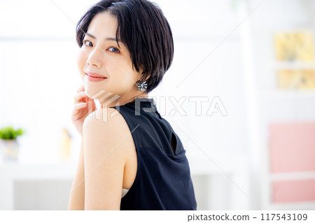 年輕的女士的肖像 117543109
