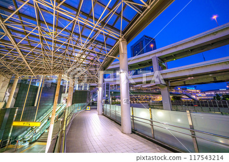 Yokohama cityscape in Japan. View of Yokohama Station, Yokohama Bay Quarter, K Arena, etc. East Exit A in the back (August 12th) 117543214