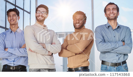 portrait of a friendly business team in the office lobby 117543868