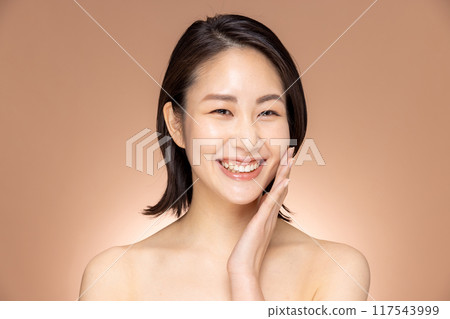 Beautiful woman Beautiful woman 117543999