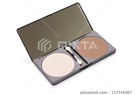 Compact makeup palette featuring a light powder and a bronzer for beauty routines 117545067