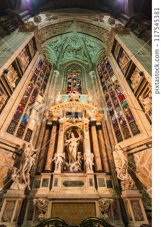 米蘭大教堂,意大利 米蘭大教堂,意大利 117545381