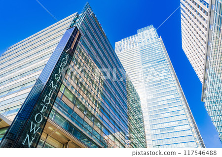 Tokyo Midtown is a large-scale complex developed by Mitsui Fudosan and located in Akasaka, Tokyo. Tokyo Midtown is a large-scale complex developed by Mitsui Fudosan and located in Akasaka, Tokyo. 117546488