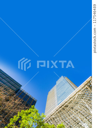 Tokyo Midtown is a large-scale complex developed by Mitsui Fudosan and located in Akasaka, Tokyo. Tokyo Midtown is a large-scale complex developed by Mitsui Fudosan and located in Akasaka, Tokyo. 117546489